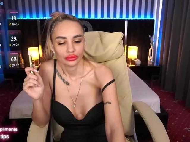 YourMillsy on BongaCams 