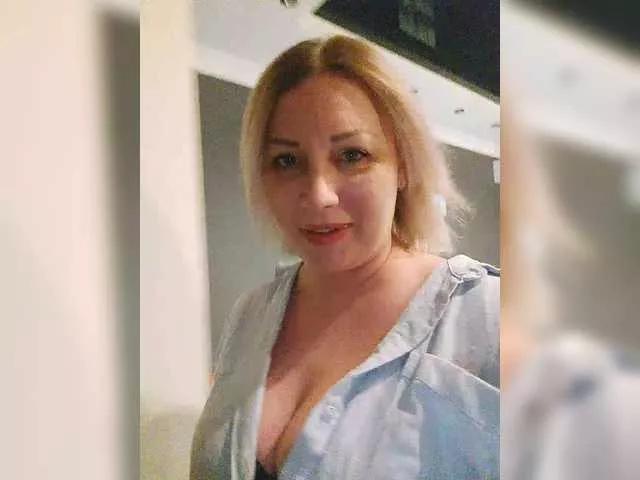 YourWitcher on BongaCams 