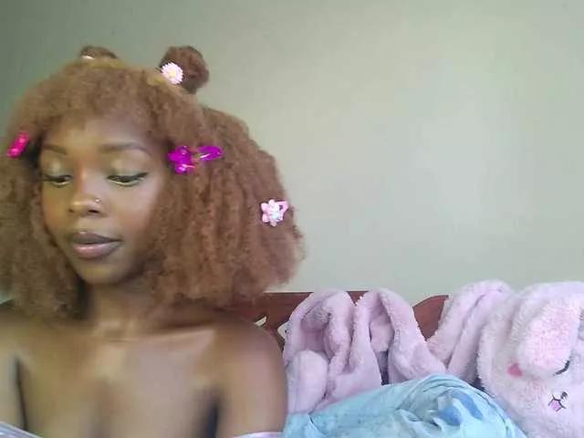 YumTam on BongaCams 