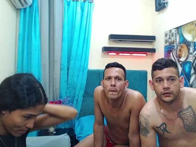 Offline zarinabetifull on BongaCams