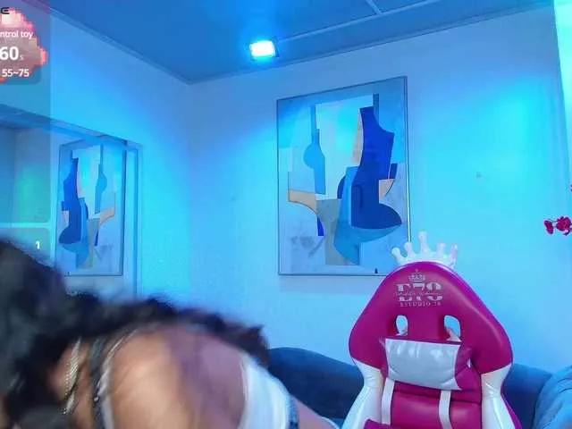 zoe-jonexs on BongaCams 