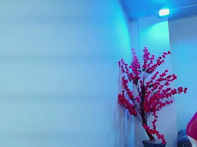 zoe-jonexs on BongaCams 