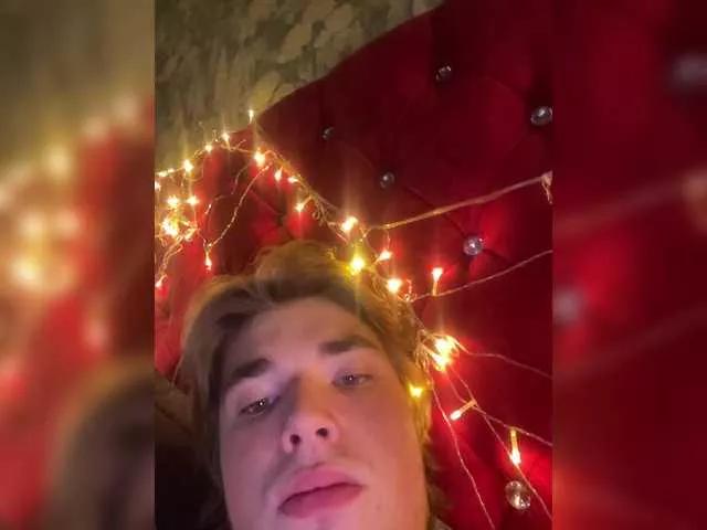 Zolomax228 on BongaCams