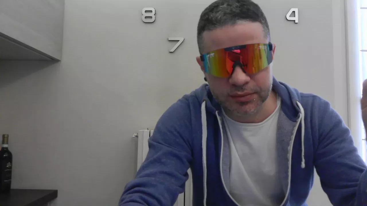 28andrea86 on Cam4 