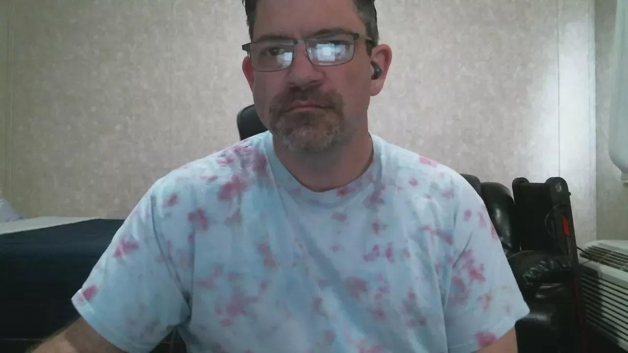 Adam8067 on Cam4 