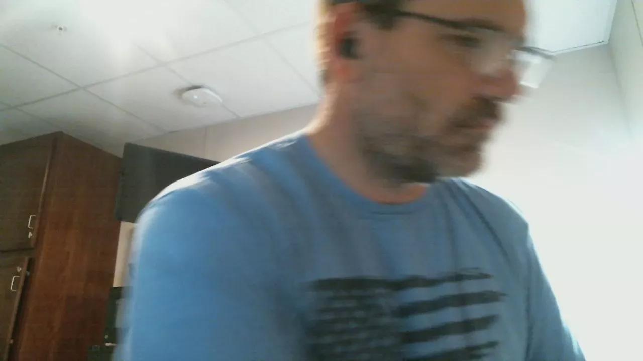 Adam8067 on Cam4 