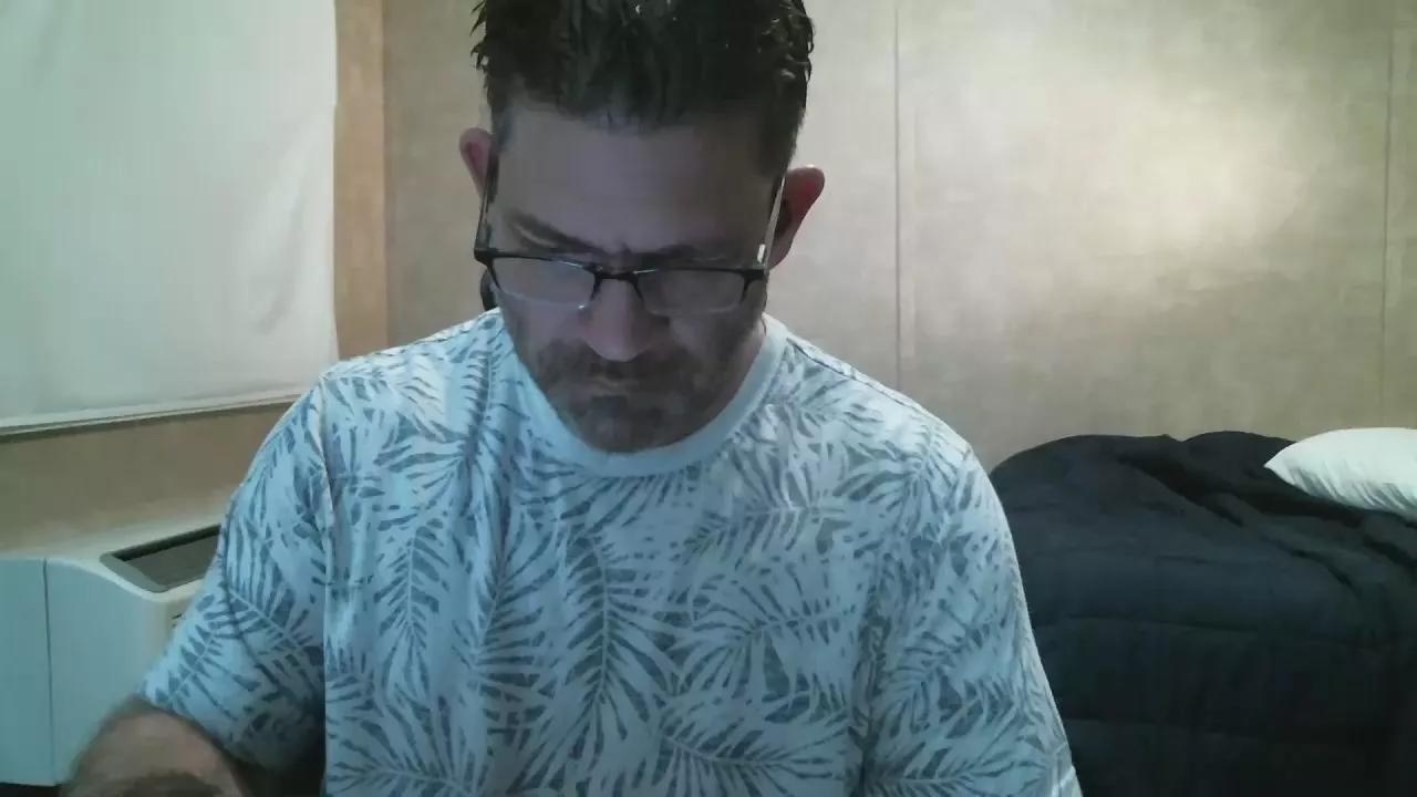 Adam8067 on Cam4 