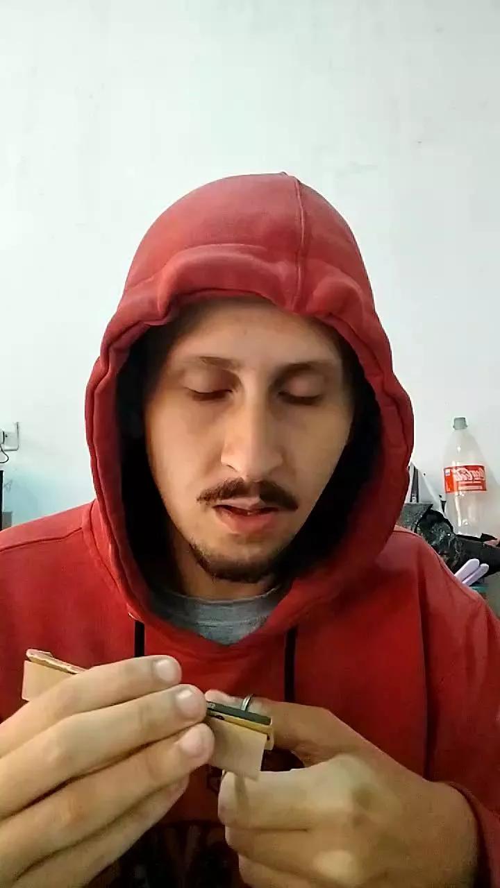 Alemaoroludo2 on Cam4 