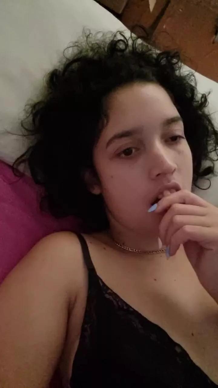 ana229 on Cam4 