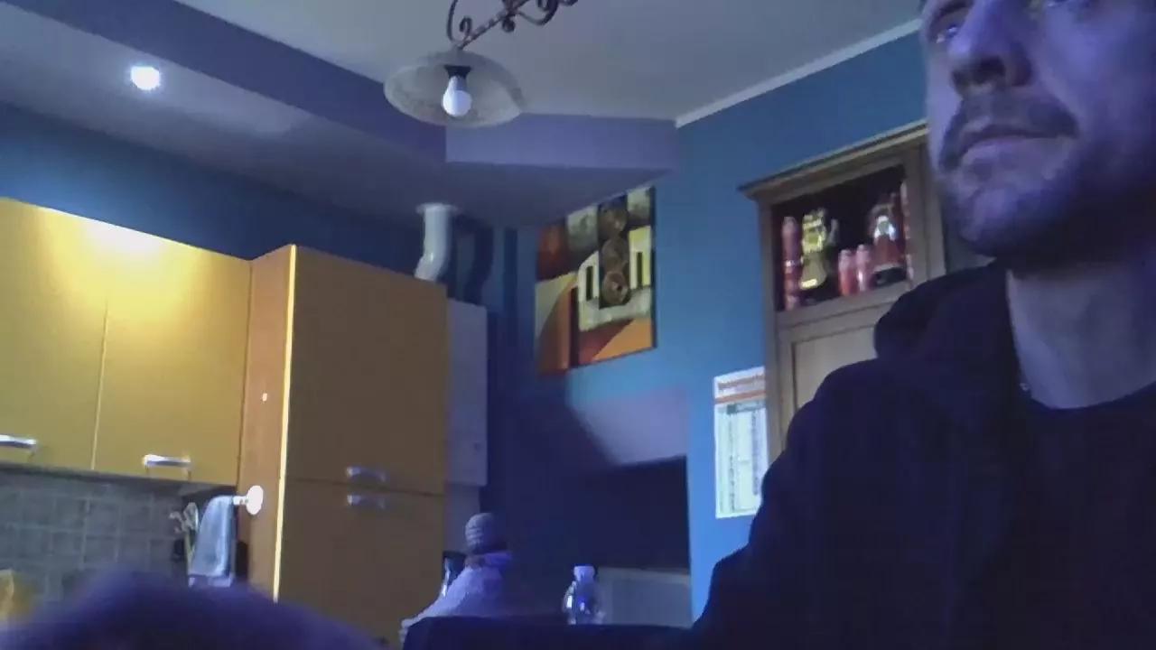 andrew809 on Cam4 
