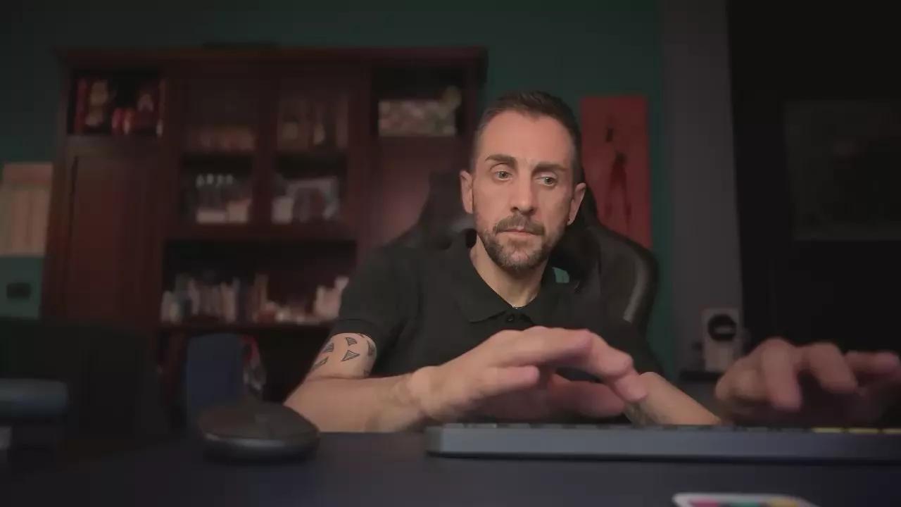 andrew809 on Cam4 