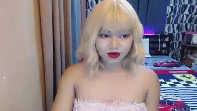 asian_suteishi on Cam4 