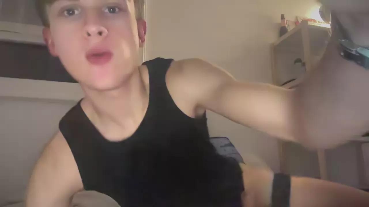 aydenhugo on Cam4 