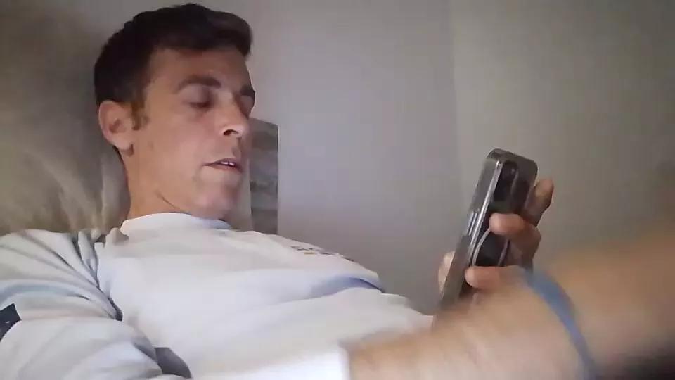bandy83 on Cam4 
