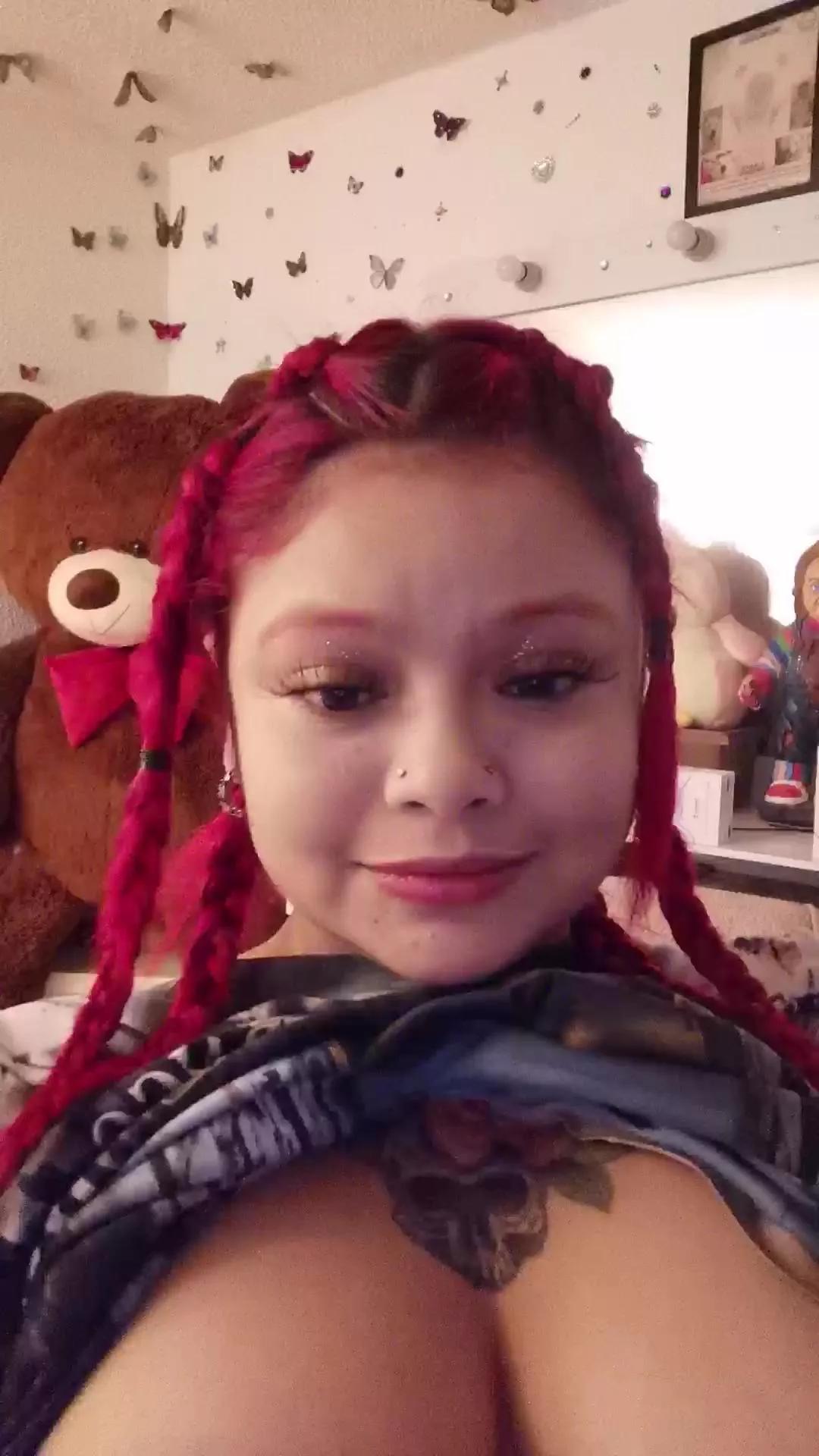 barbiee_doll on Cam4 