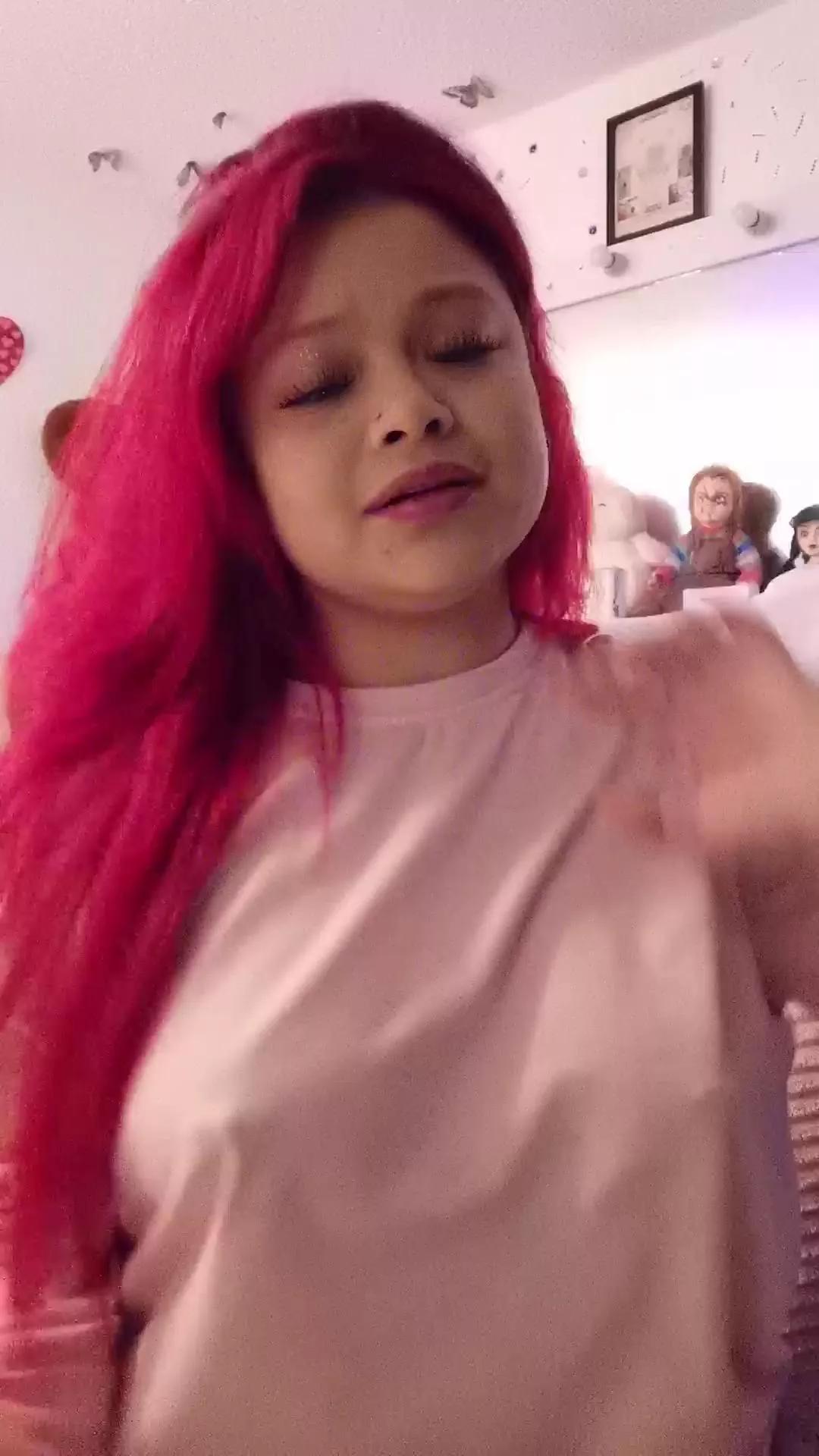 barbiee_doll on Cam4 