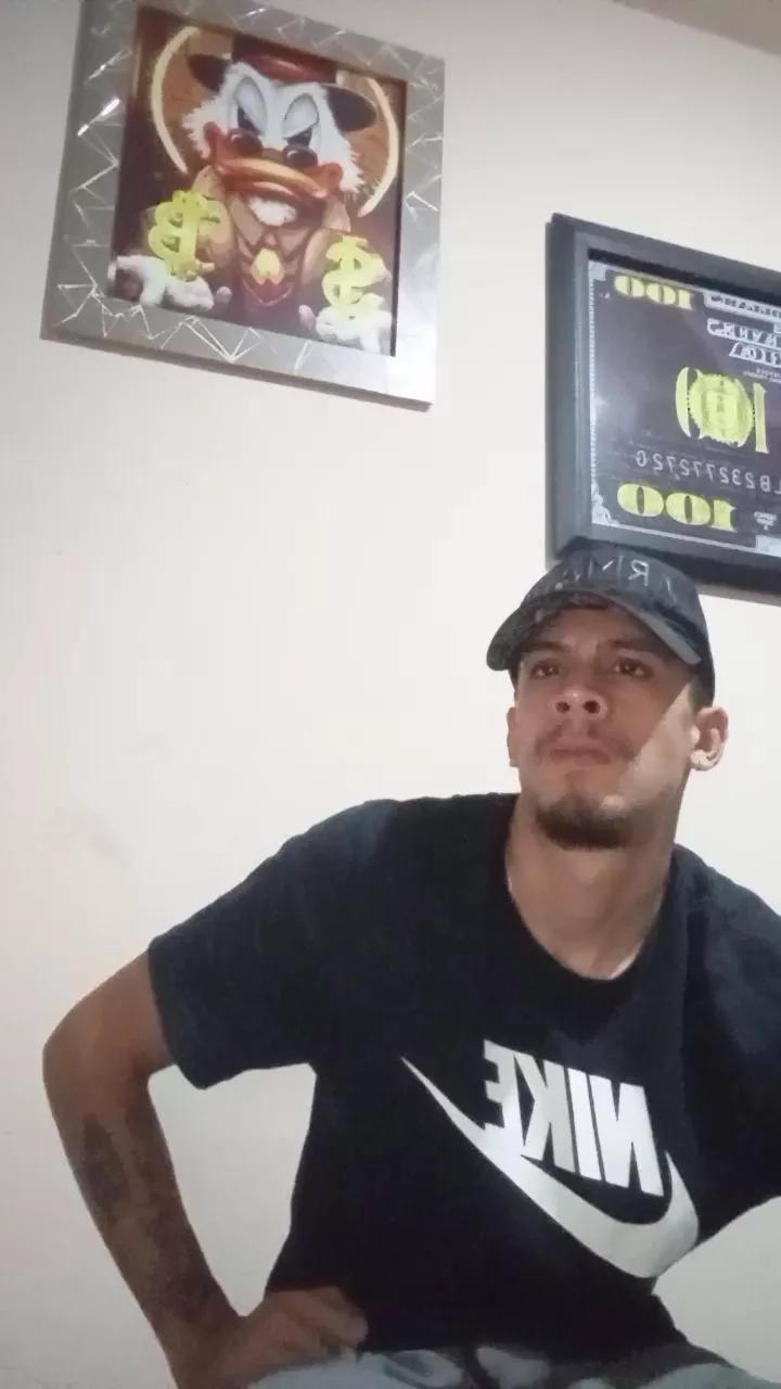 Bartisam on Cam4 