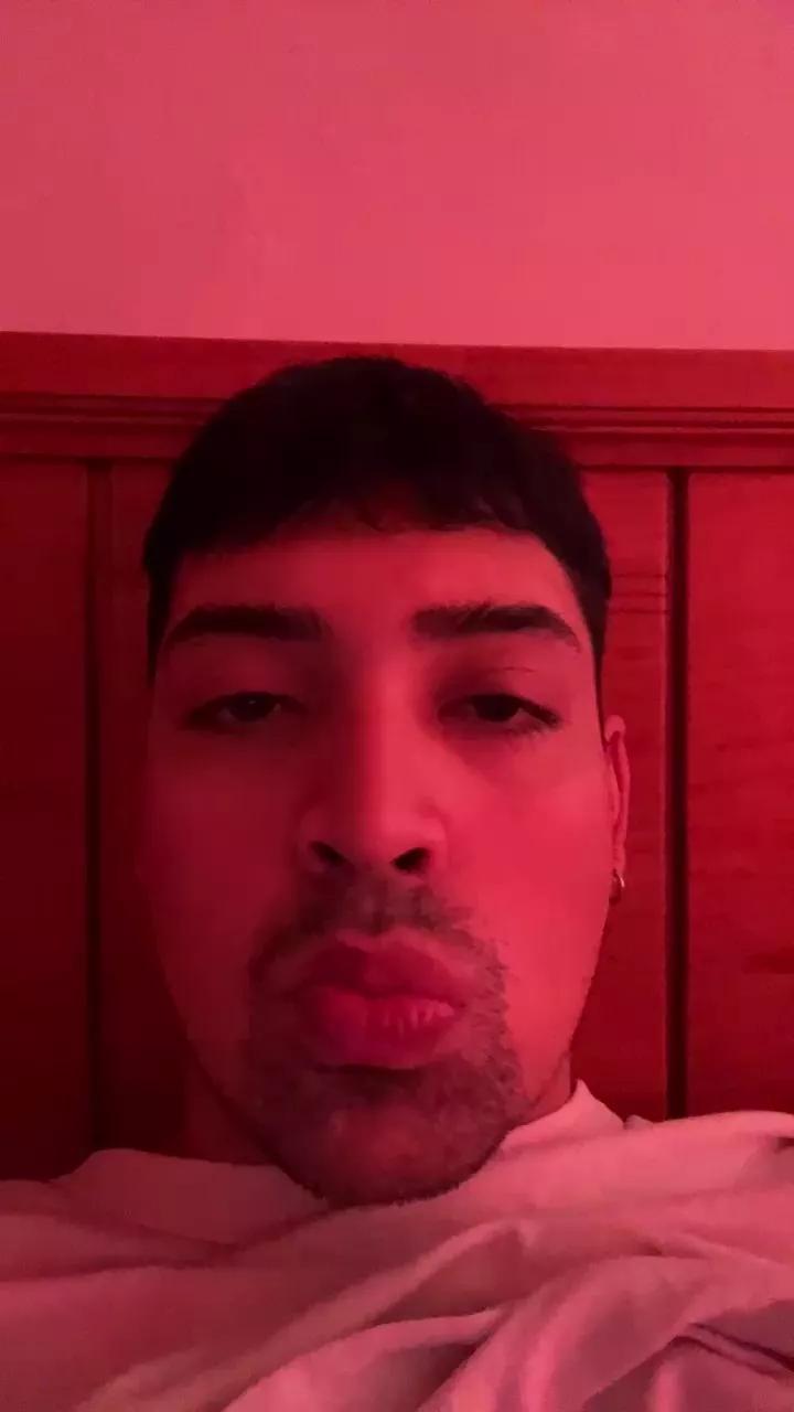 Basti_an69 on Cam4 