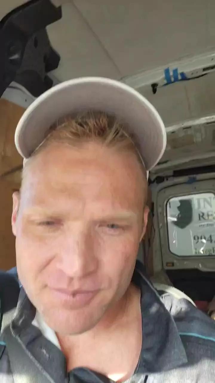 BelowDeck1 on Cam4 