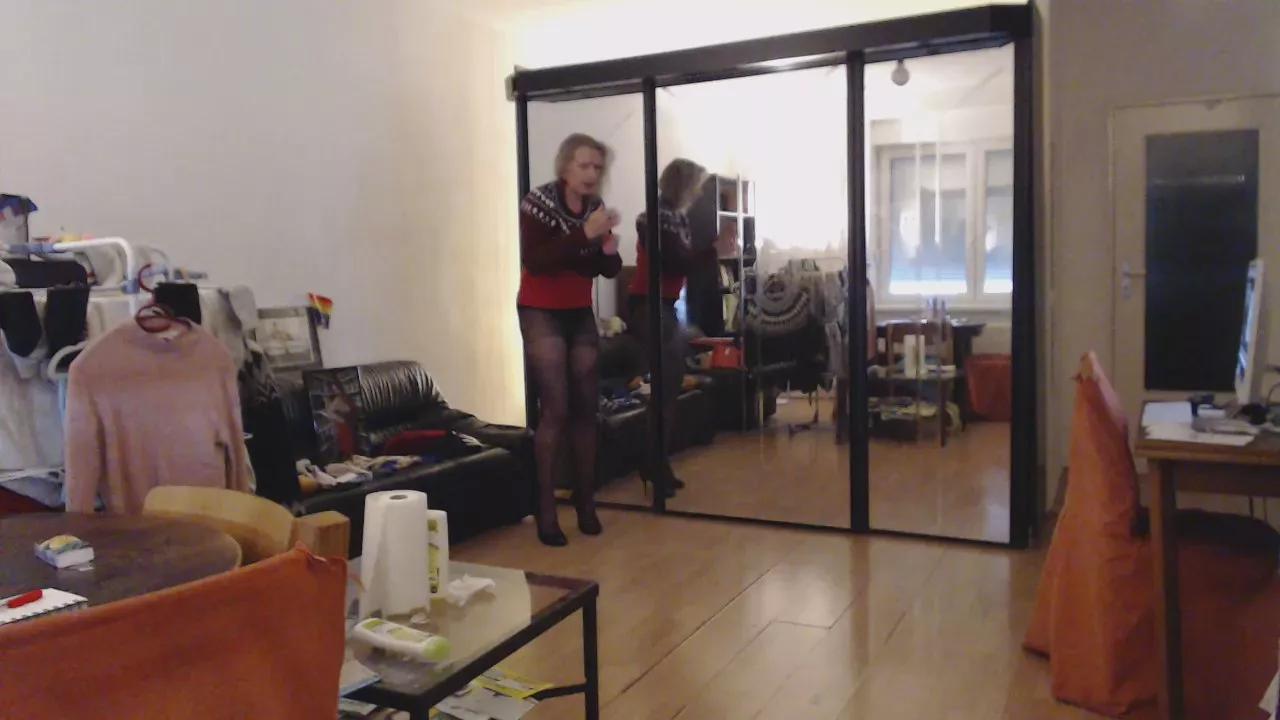 Beverlyberli on Cam4 