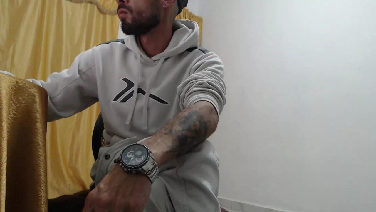 Bigdick_monster on Cam4 