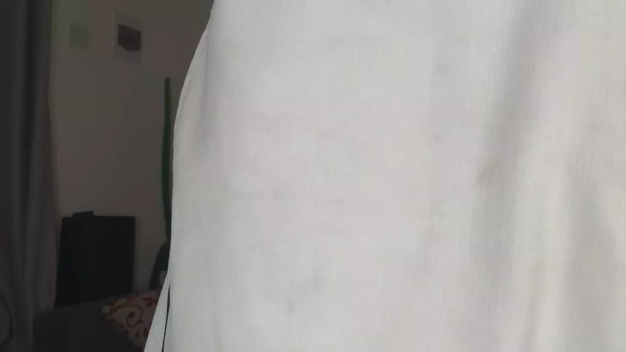 blueyedmonster on Cam4 