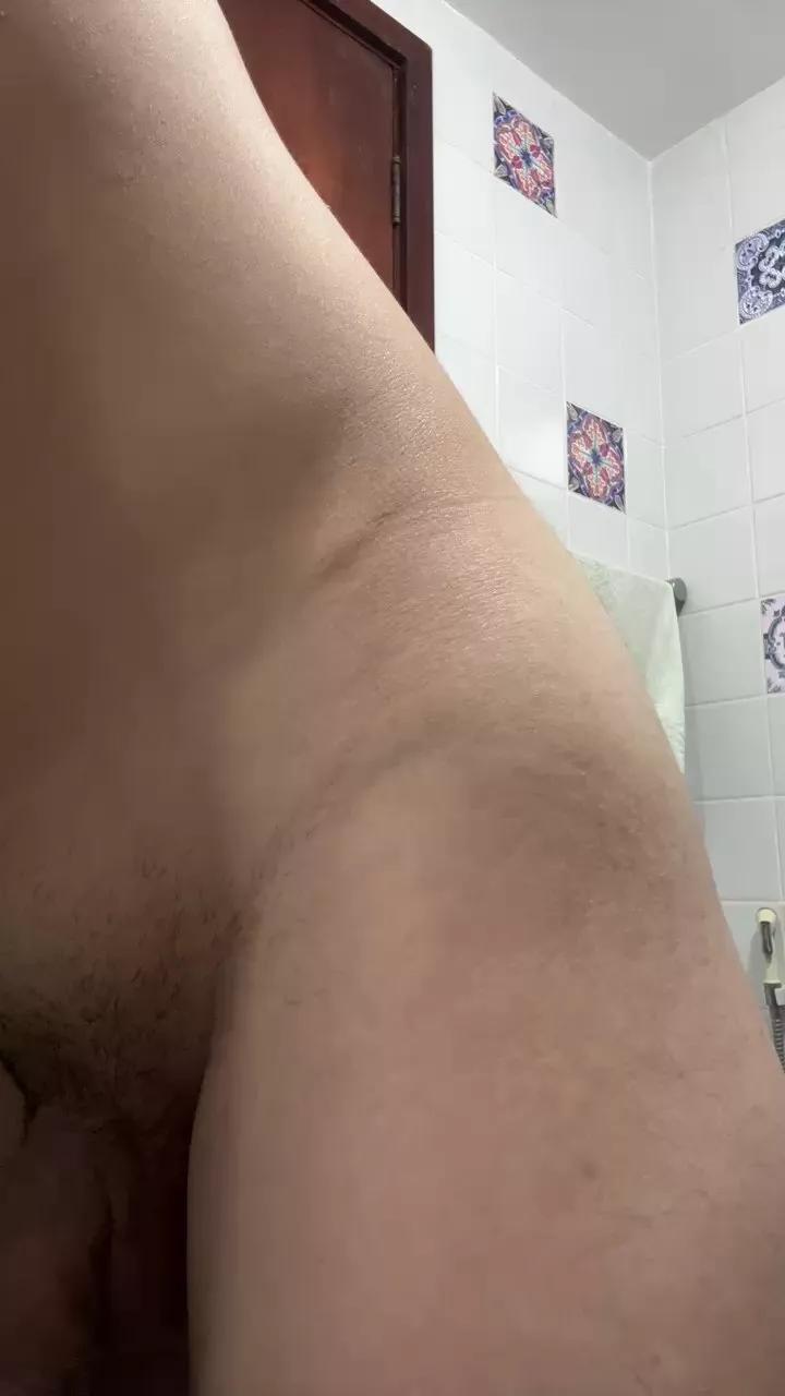 Boyzin0414 on Cam4 
