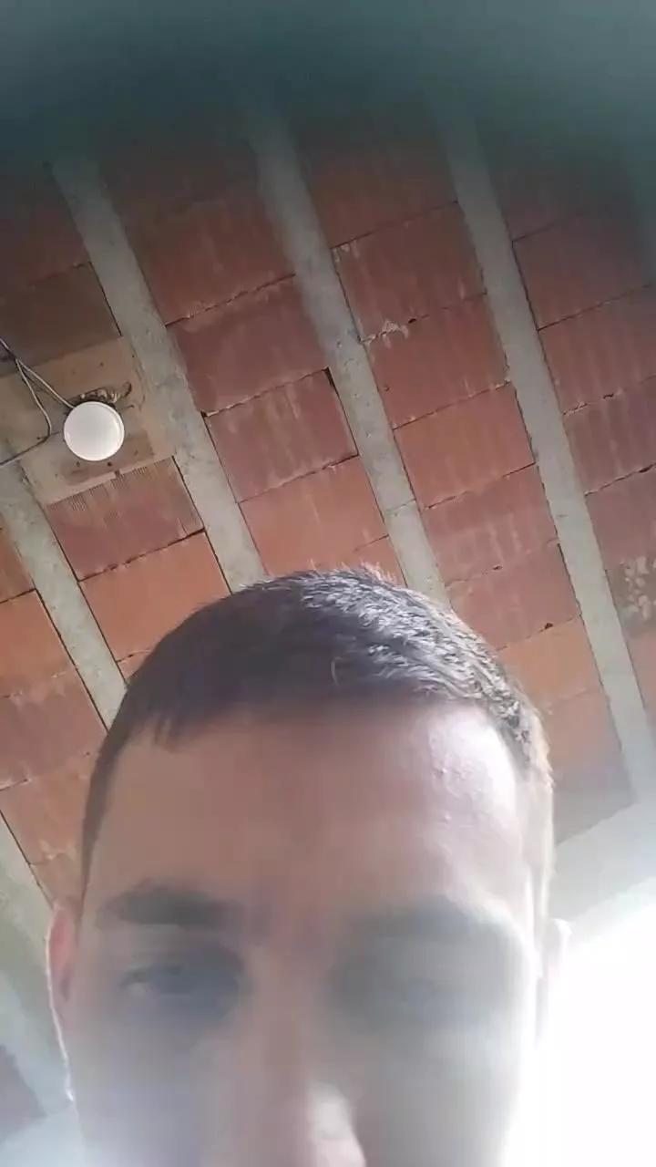 bruno3933 on Cam4 