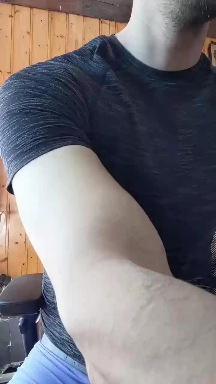 calvinmale01 on Cam4 