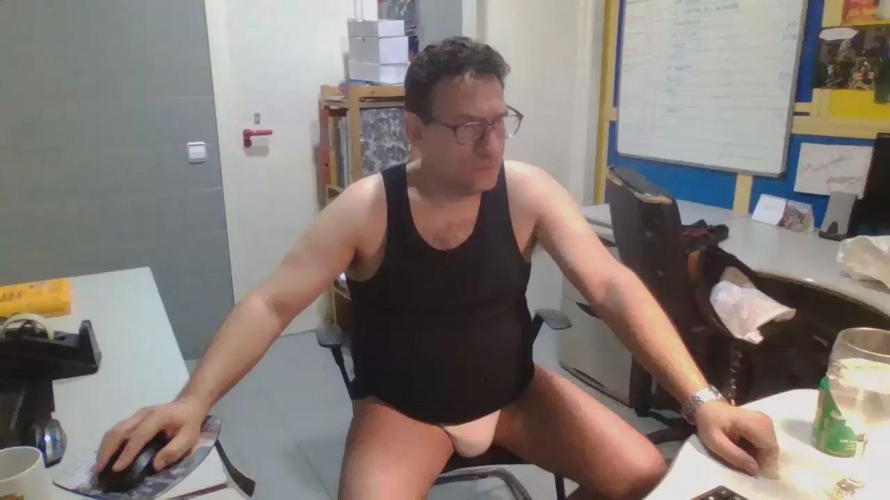 Camionmadrid on Cam4 