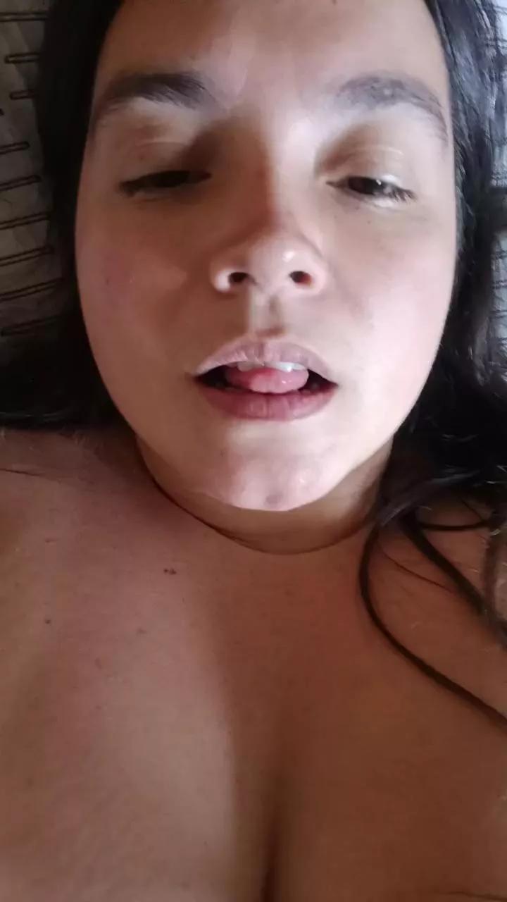 Clariskura on Cam4 