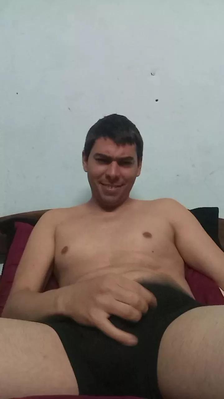 CubaHot93 on Cam4 