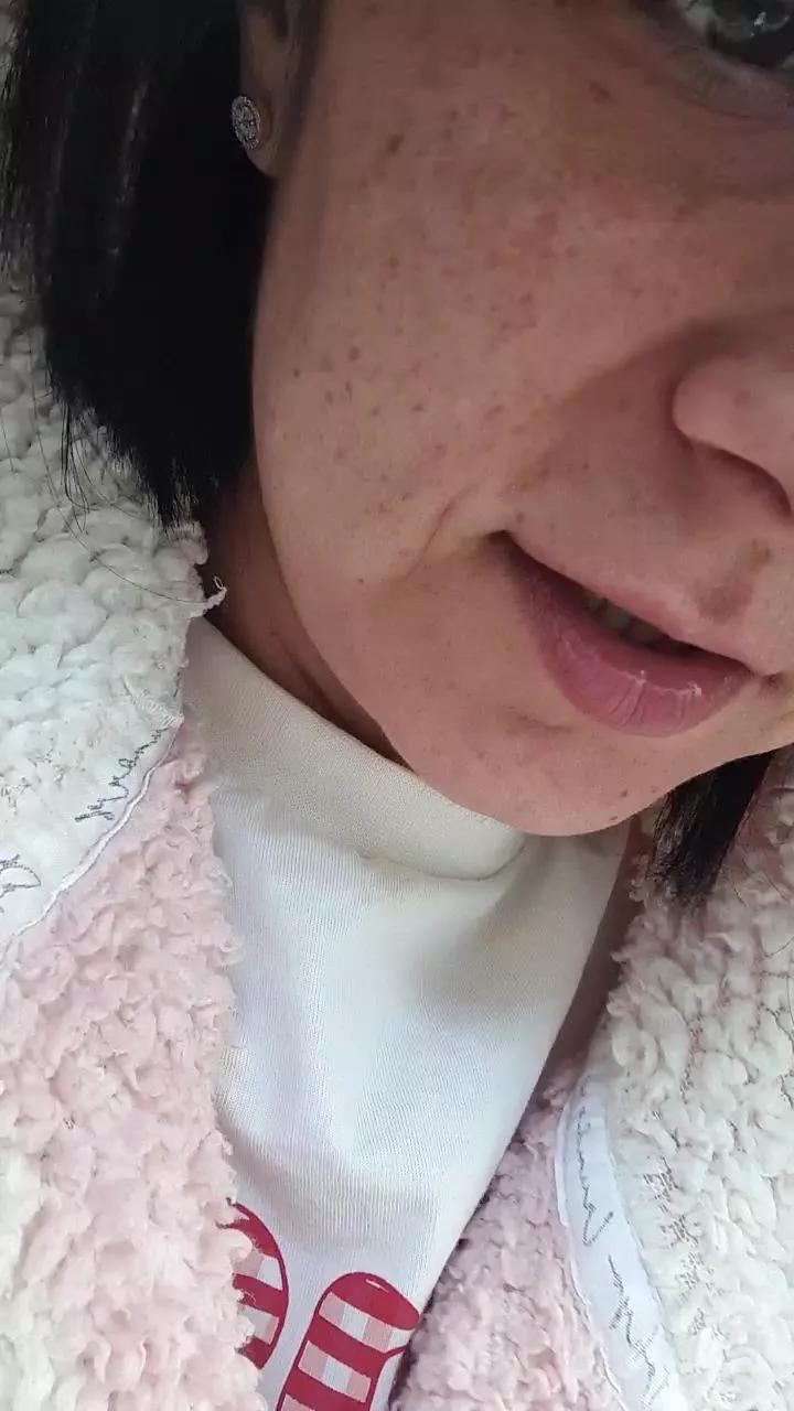 cuteandwet on Cam4 