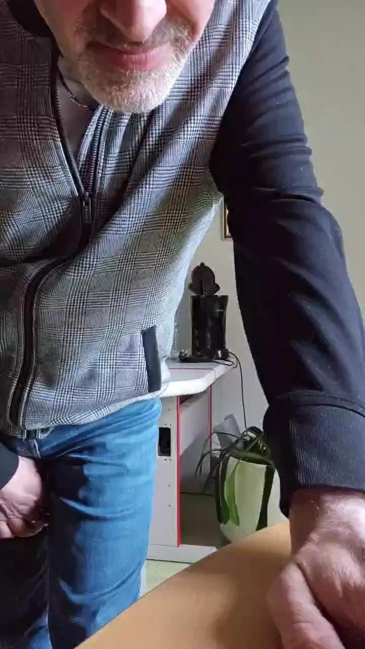 Dad4271 on Cam4 