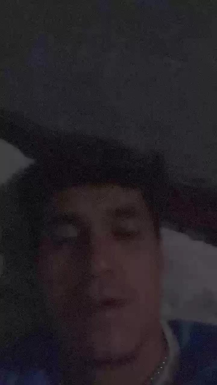 DaniSer22 on Cam4 