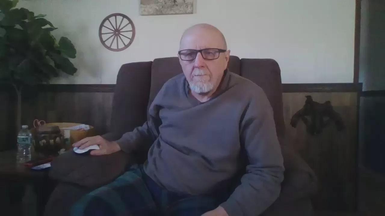 david611960 on Cam4 