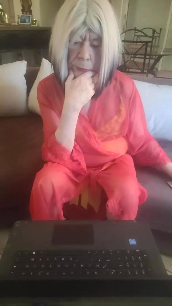 Diana26soumise on Cam4 