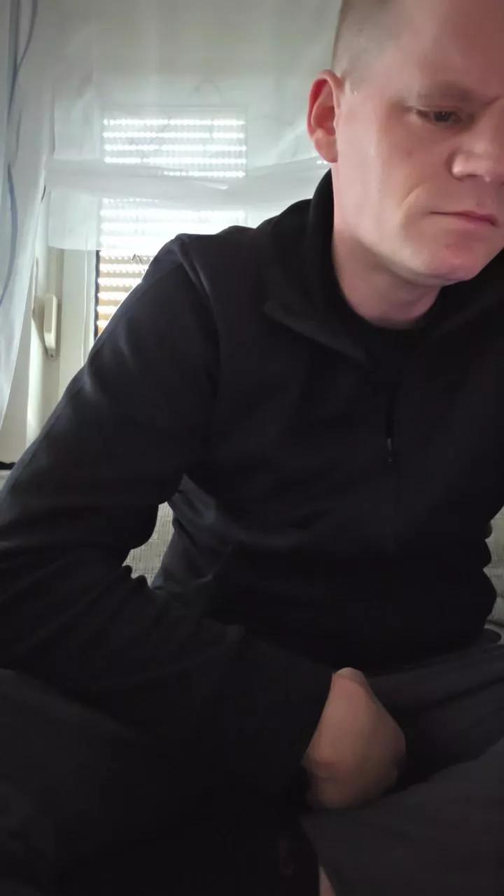 EasyXD on Cam4 