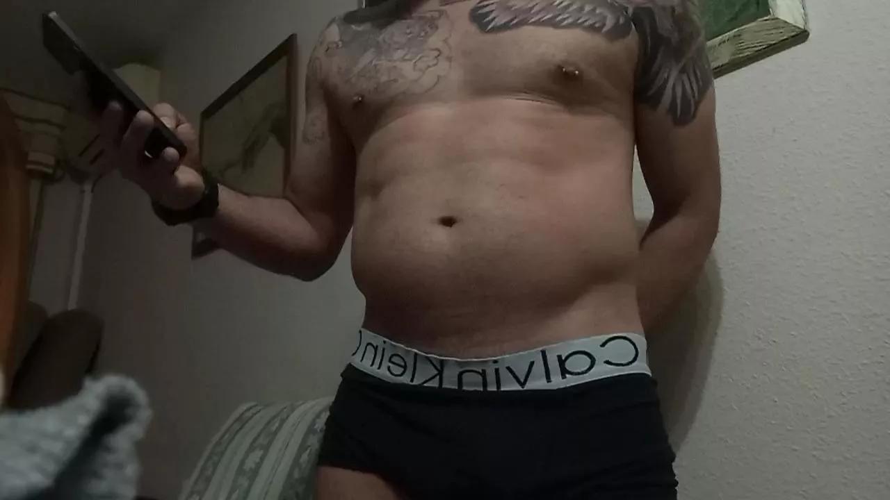 Erick_69_sex on Cam4 