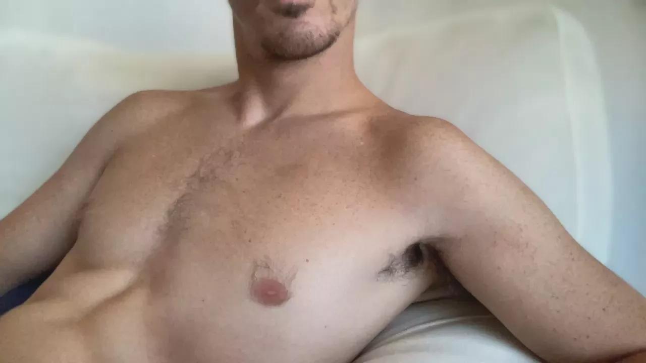 fefdrond on Cam4 
