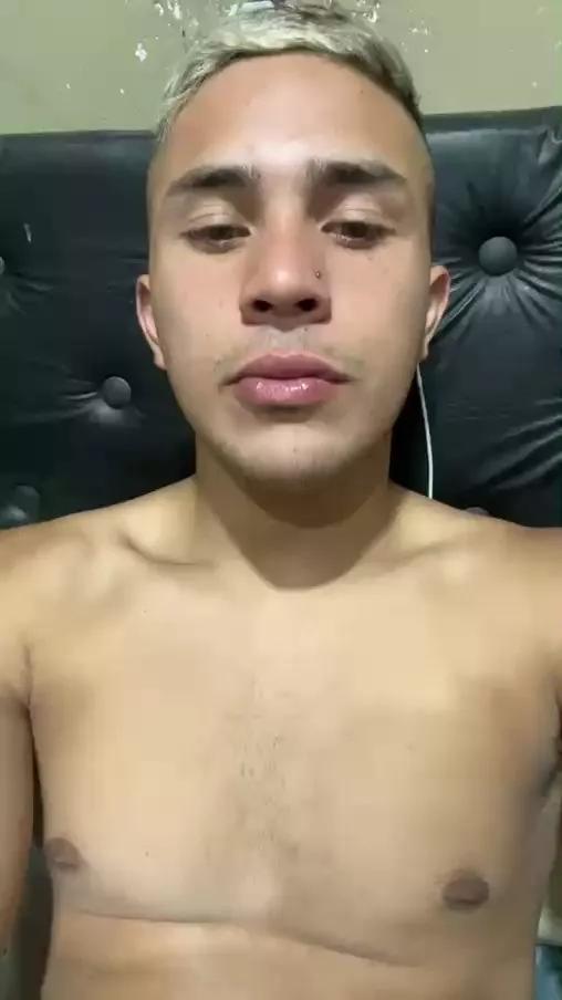 Fer2088 on Cam4 