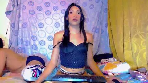 FerAndDaniel021 on Cam4 