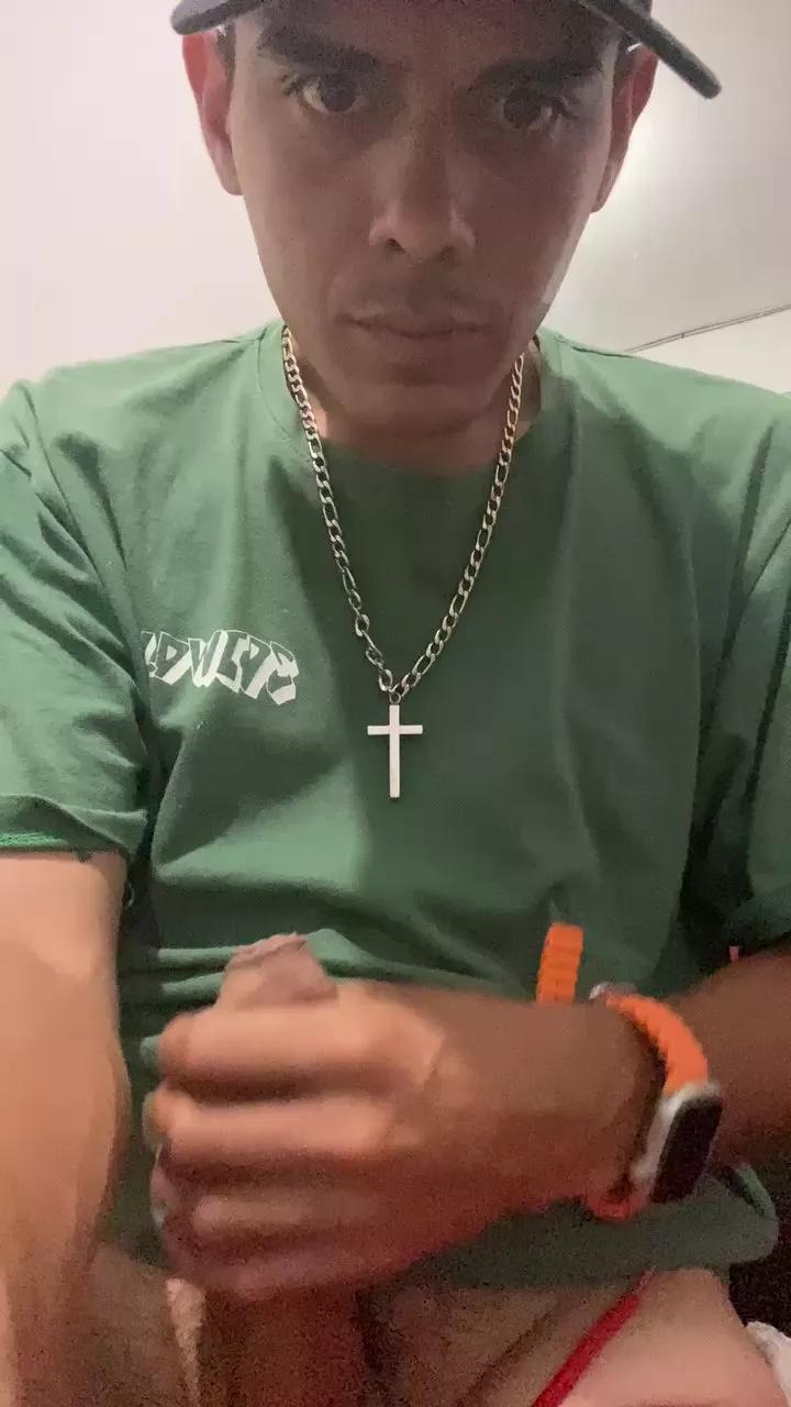 gastonchan on Cam4 
