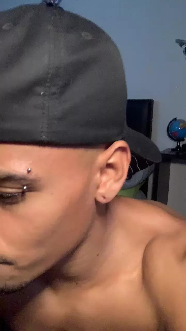 gatoloco27 on Cam4 