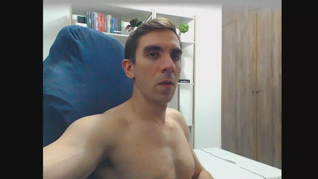 gatosarado23 on Cam4 