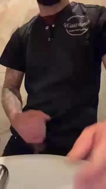genny182 on Cam4 