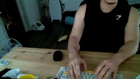 gunwow on Cam4 