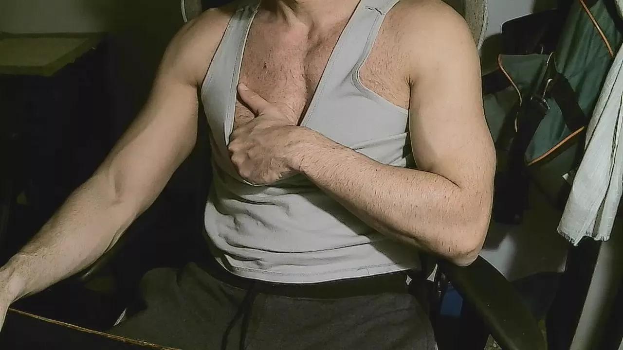 hairyhotita on Cam4 