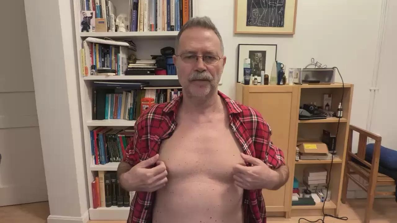 hairystd on Cam4 