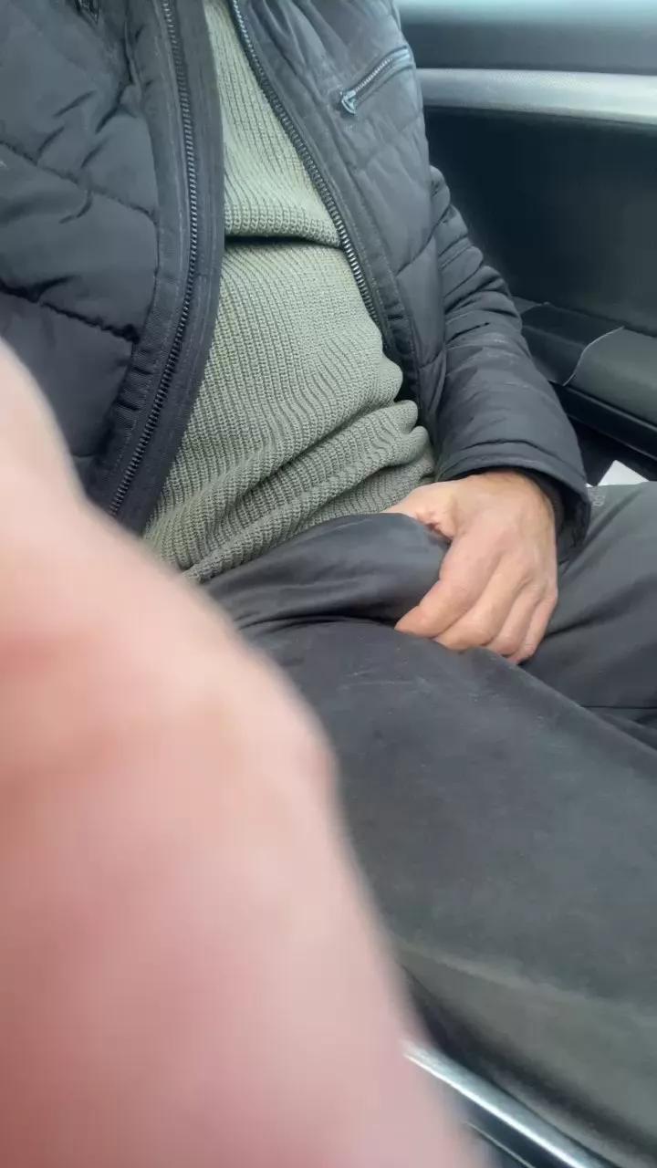 hakan183 on Cam4 